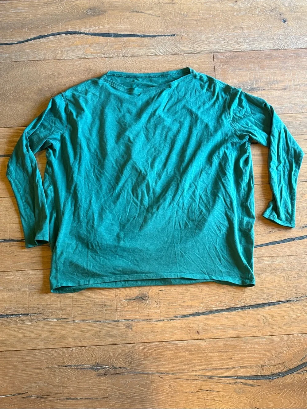 Lululemon Teal 3/4 Sleeve Athleisure Comfortable Casual Top